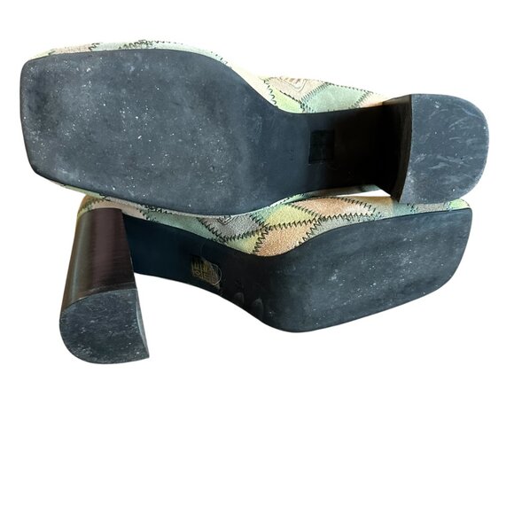 Jeffrey Campbell Verus Patchwork Bootie Heels Boots Green Size 9.5 Women's - Picture 12 of 15